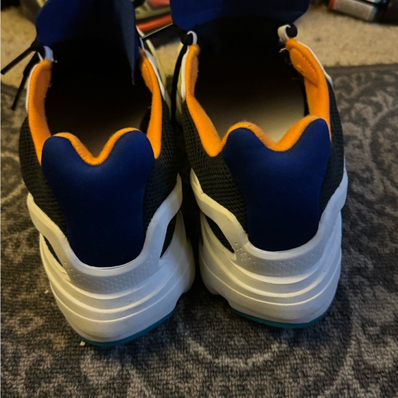 adidas by Stella McCartney
Sz 8 - Picture 5 of 8